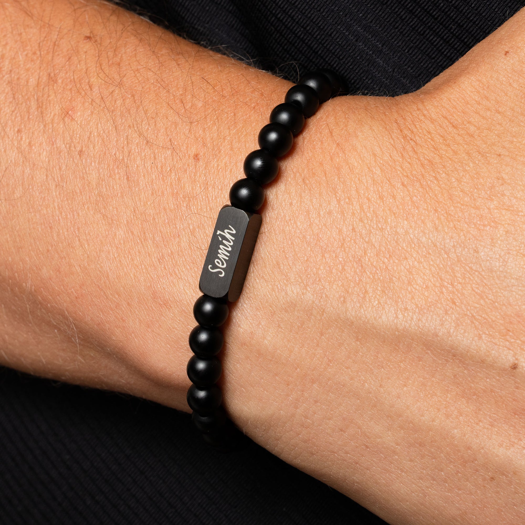 Noir bead bracelet